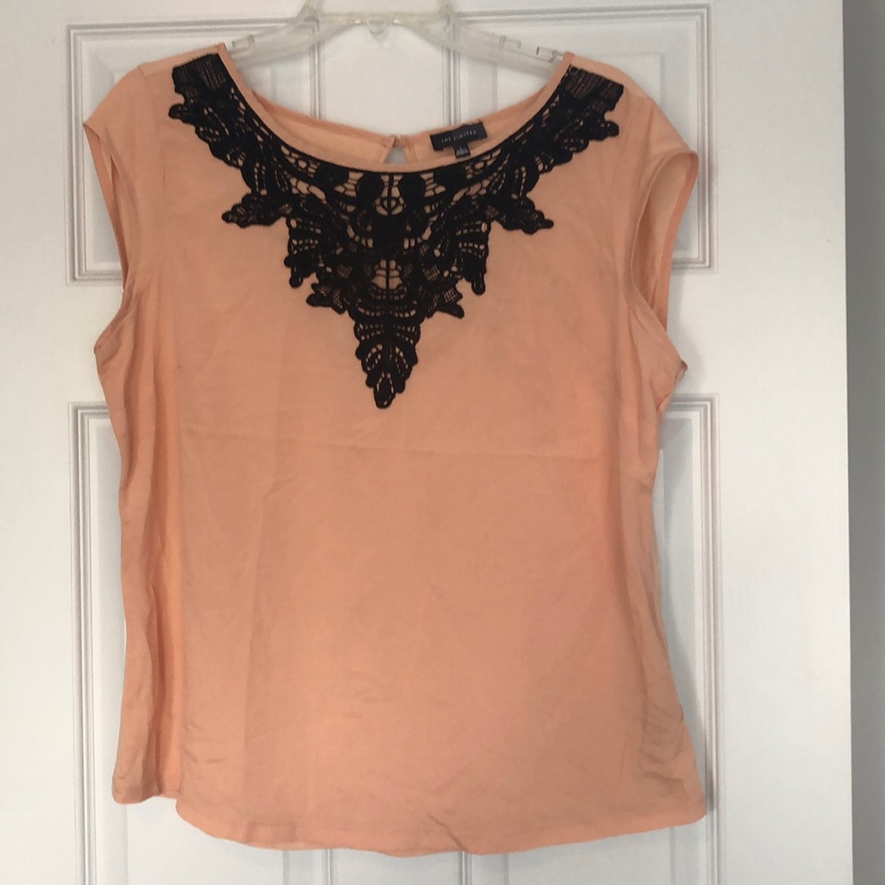 NWT top with lace detail